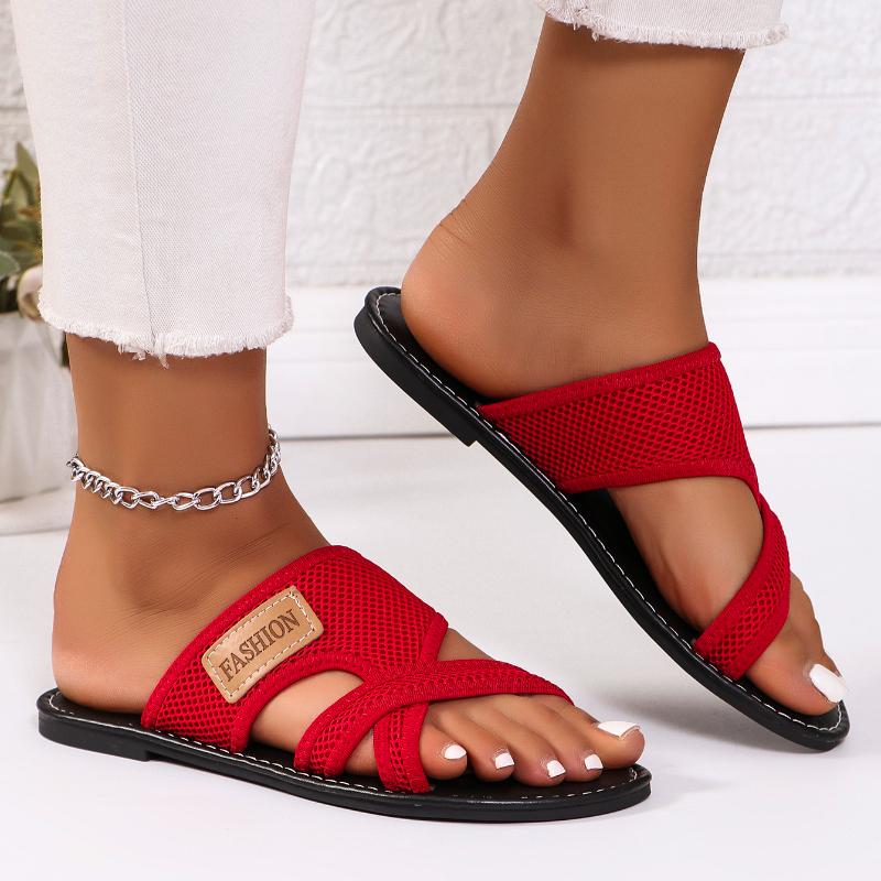 Fashion Women Slippers Trend Flat Casual Sandals Women Lightweight Beach Fashion Shoes Comfy Platform Slippers New Summer Slides Women