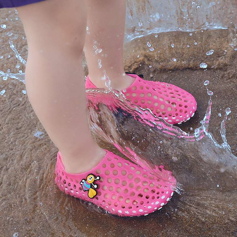 Parent-child children's beach shoes men's and women's summer non-slip soft-soled wading shoes small medium and older children's sandals bird's nest