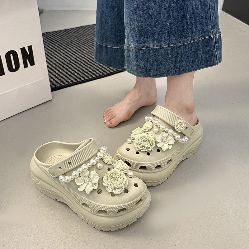 2025 Summer New High-value Flower Hole Shoes Wear Non-slip, Step On Shit Feeling Bag Head and Pedal Cool Slippers Women