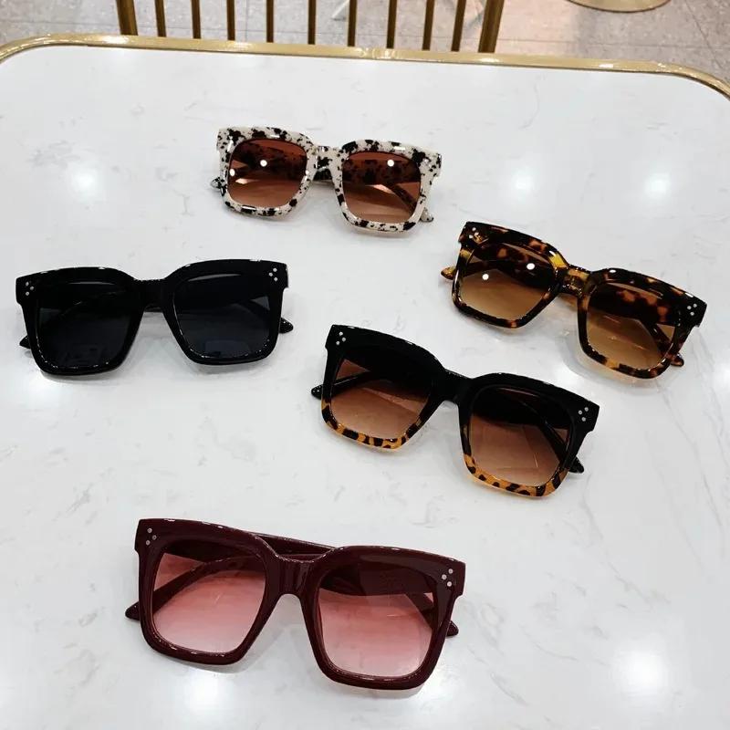 Brand Designer Square Sunglasses Women Retro Big Frame Shades Female Sun Glasses Fashion Vintage Gradient