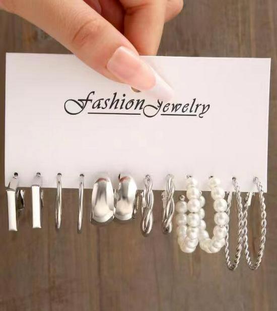 

Европейский и американский набор квадратных серег из сплава и жемчуга - 6 пар, простой ретро стиль Хепберн