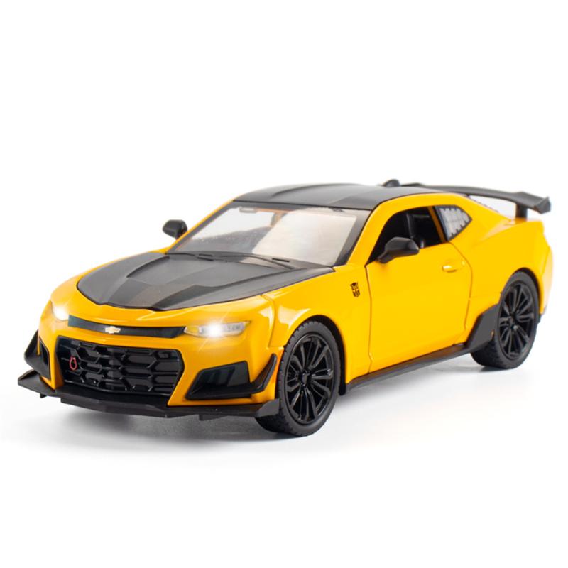 1/24 Alloy Die Cast Chevrolet Camaro Sports Car Model Toy Vehicle Simulation Sound Light Pull Back Collection Toys for Children Gifts