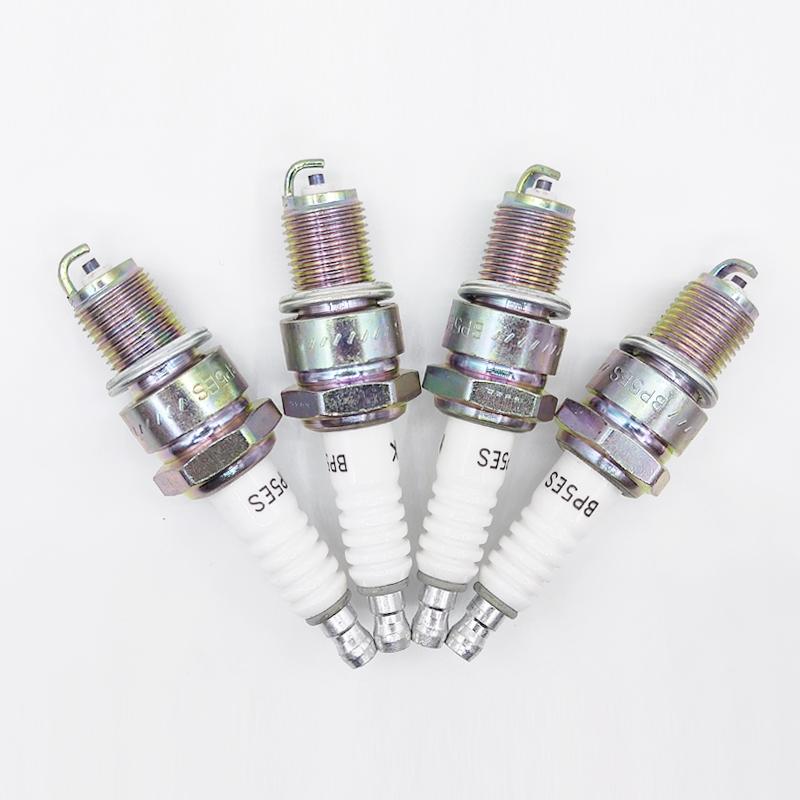 4pcs BP5ES-6511 New Spark Plug Candles For VW Cabriolet 2011 2012-2014 2016 Beetle BP5ES 6511 High Quality Car Accessories
