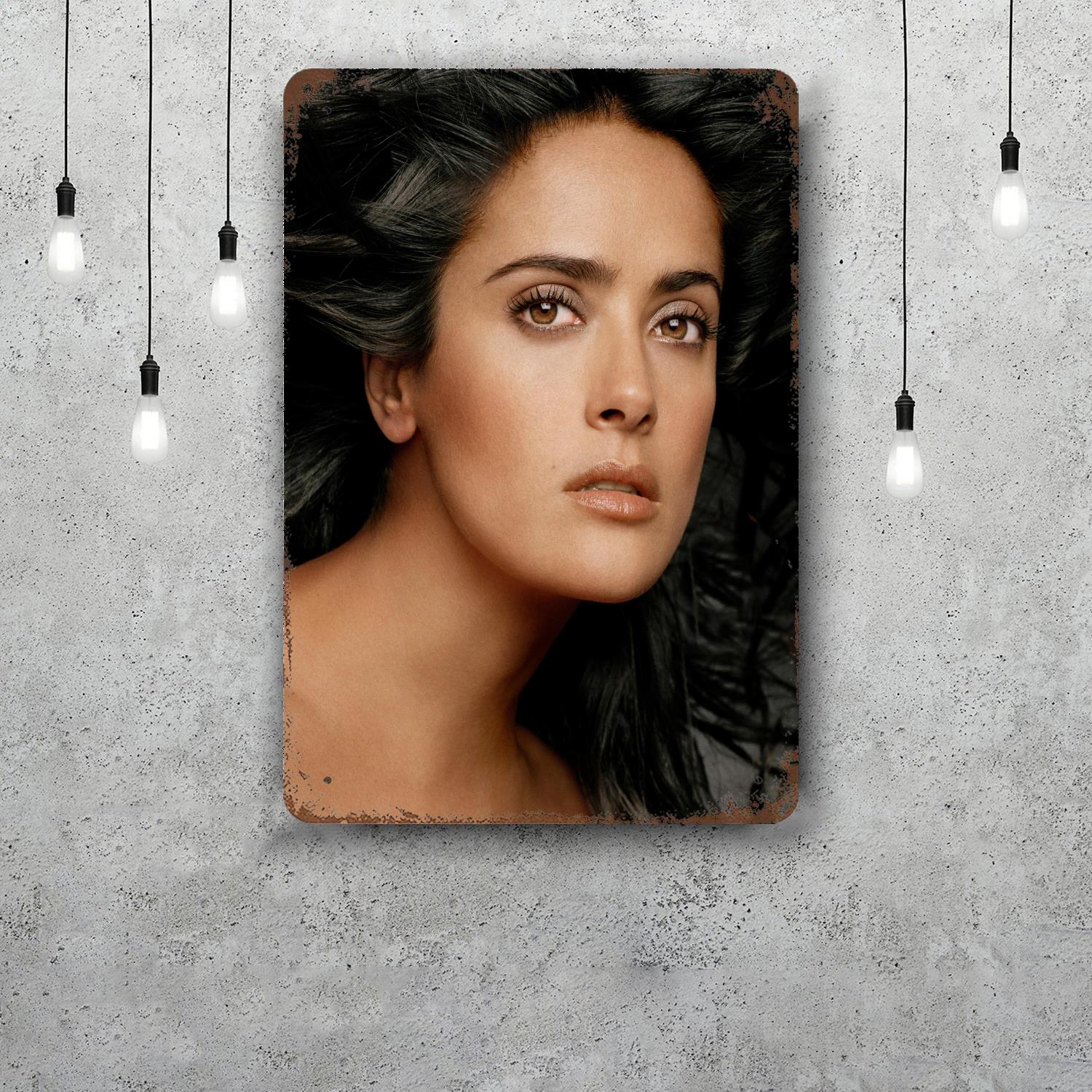 

selma hayek Metal Signs wall decor Vintage Tin Signs Captain Metal Poster Decor for Bar Pub Club Wall Decoration 20x30cm（7.8x11.8inch）