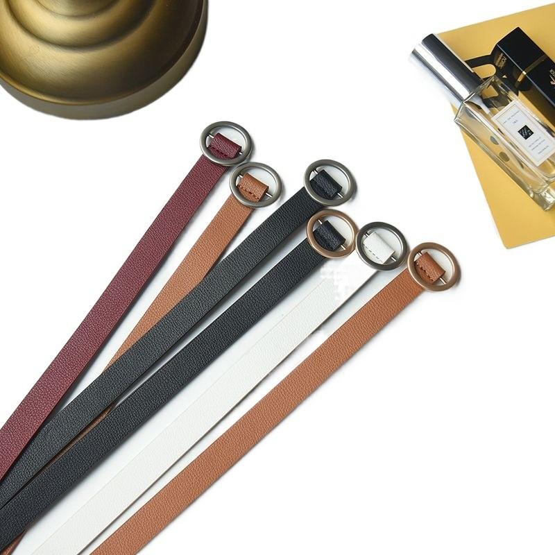 Stylish Women's Minimalist Black Denim Pants With Decorative Belt For Trendy Looks