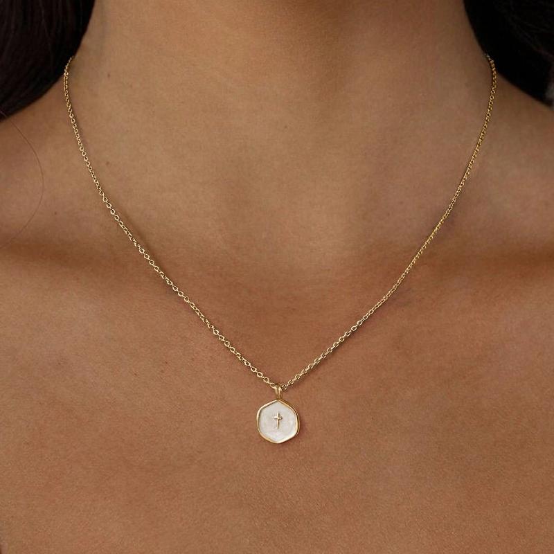 Dainty Cross Pendant Necklace Cute Small Cross Choker Necklaces Everyday Simple Cross Charm Choker Minimalist Religious Jewelry