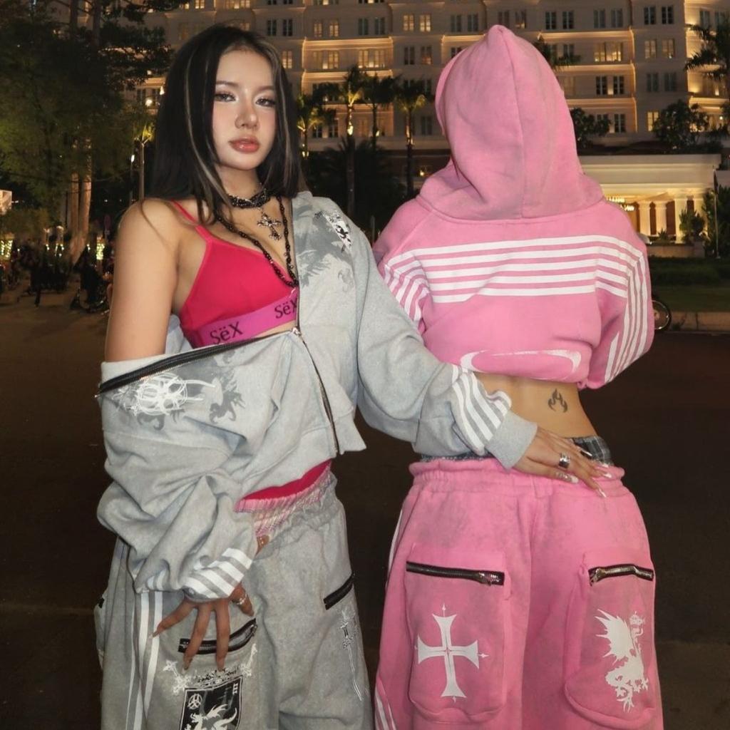 BeatStreet Long Sleeved Hooded Sweatshirt with Printed Pattern, Sweatshirt Street Fashion