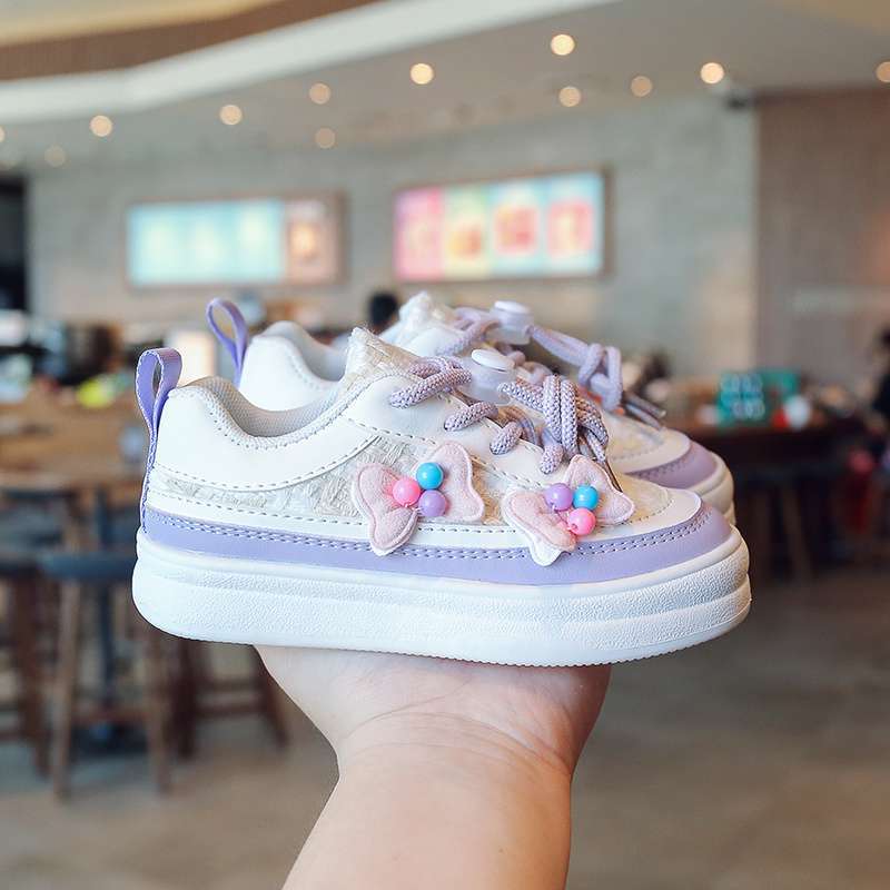 

Girls board shoes 2025 autumn new classmate Korean version cute little flower candy bow children s casual shoes 30 yards inner length 18.4cm