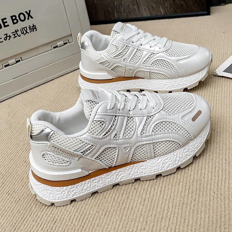 Neue lässige und bequeme Sportschuhe für den Sommer