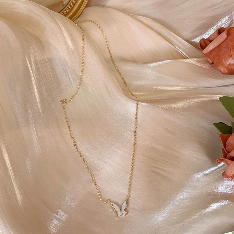 Korean Style Shell Butterfly Clavicle Necklace: Elegant, Fresh, and Versatile for Women