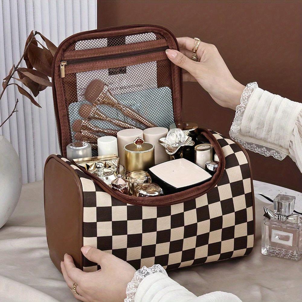 

Large Capacity Waterproof Makeup Travel Bag, Portable Cosmetic Organizer Bag, Multi-Functional Toiletry Bag With Flip Cover, Ideal Gift For Friends