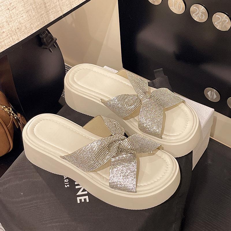 

шлепанцы на толстой подошве со стразами новая летняя пляжная женская обувь для улицы повседневная модная полузакрытая обувь прохладные шлепанцы на толстой подошве 40