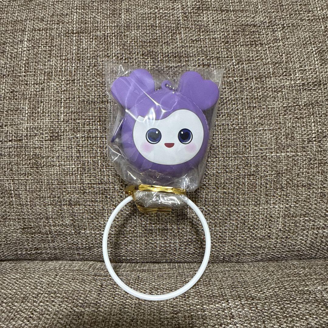 

[USED] gigo TWICE LOVELYS Silicone Mini Wallet Sana