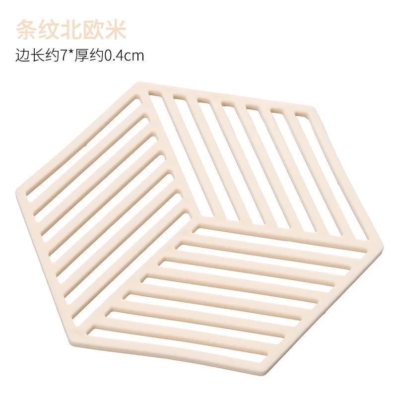 5pcs Simple Heat Insulation Mat High Temperature Hollowed Out Thickness 4mm Table Mat Home Tea Casserole Mat Striped Coaster