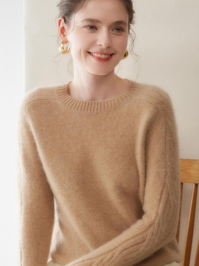 Women's Cashmere Sweater: Thickened Goat Cashmere, Round Neck, Loose Fit, Lace Sleeves, Saddle Shoulder - Autumn/Winter Style