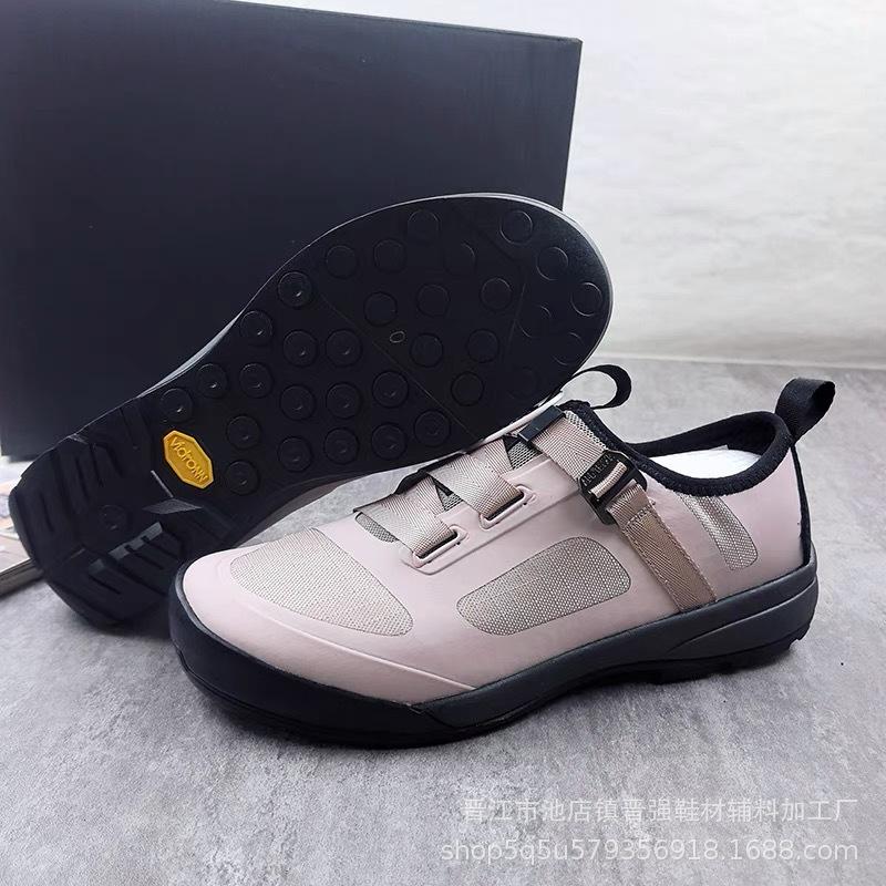 

Новая многофункциональная обувь дышащая сверхлегкая нескользящая обувь для хайкинга уличная обувь для бездорожья удобная повседневная трендовая обувь 39 розовый