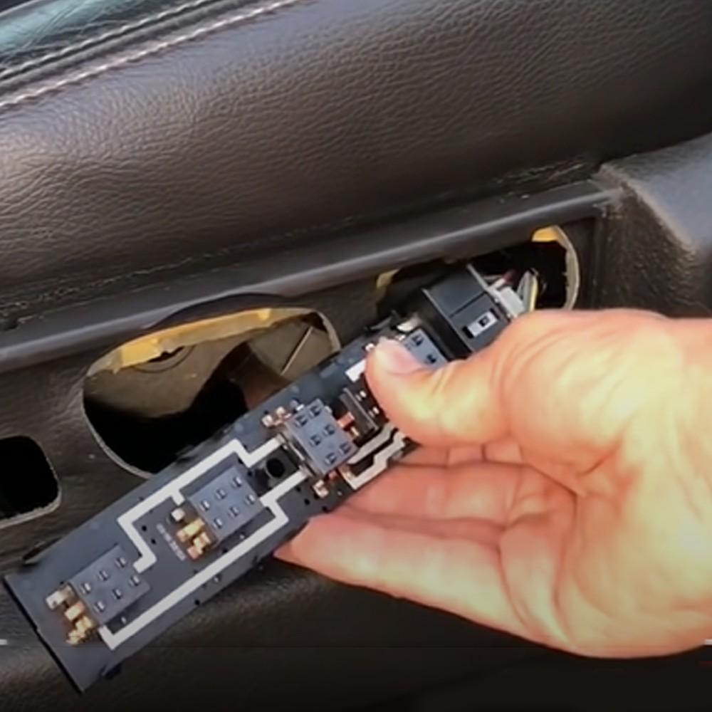 Front Right Seat Adjuster Switch For Ford F150 F250 F350 F450 F550 Escape Expedition Explorer Lincoln MKT MKX MKZ Navigator