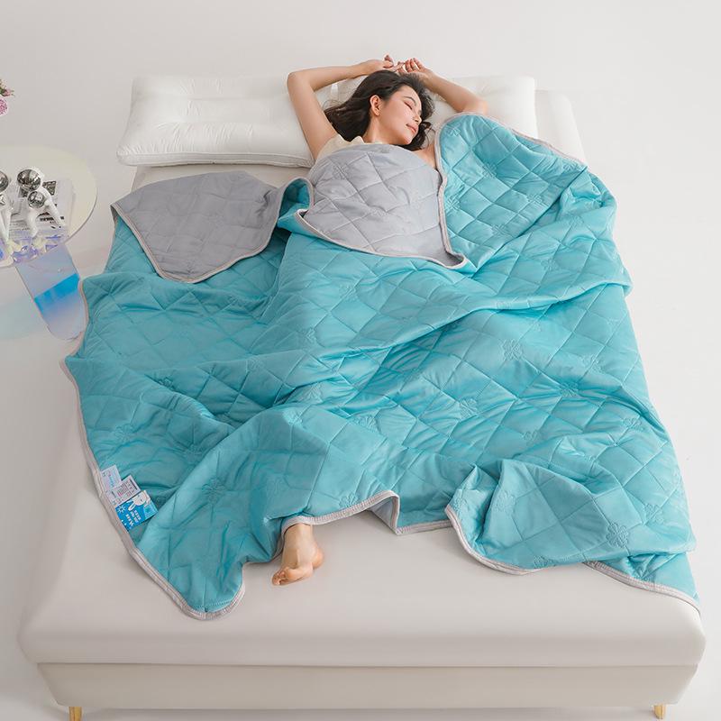 Ice Spring Cool Silk Summer Quilt 2025: Ultra-Soft, Air Conditioning Comfort, Hot Seller