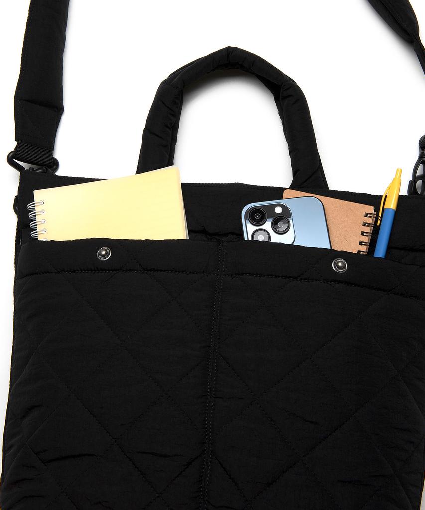 Lee Diamond Quilted Dual Pocket Helmet Bag Black