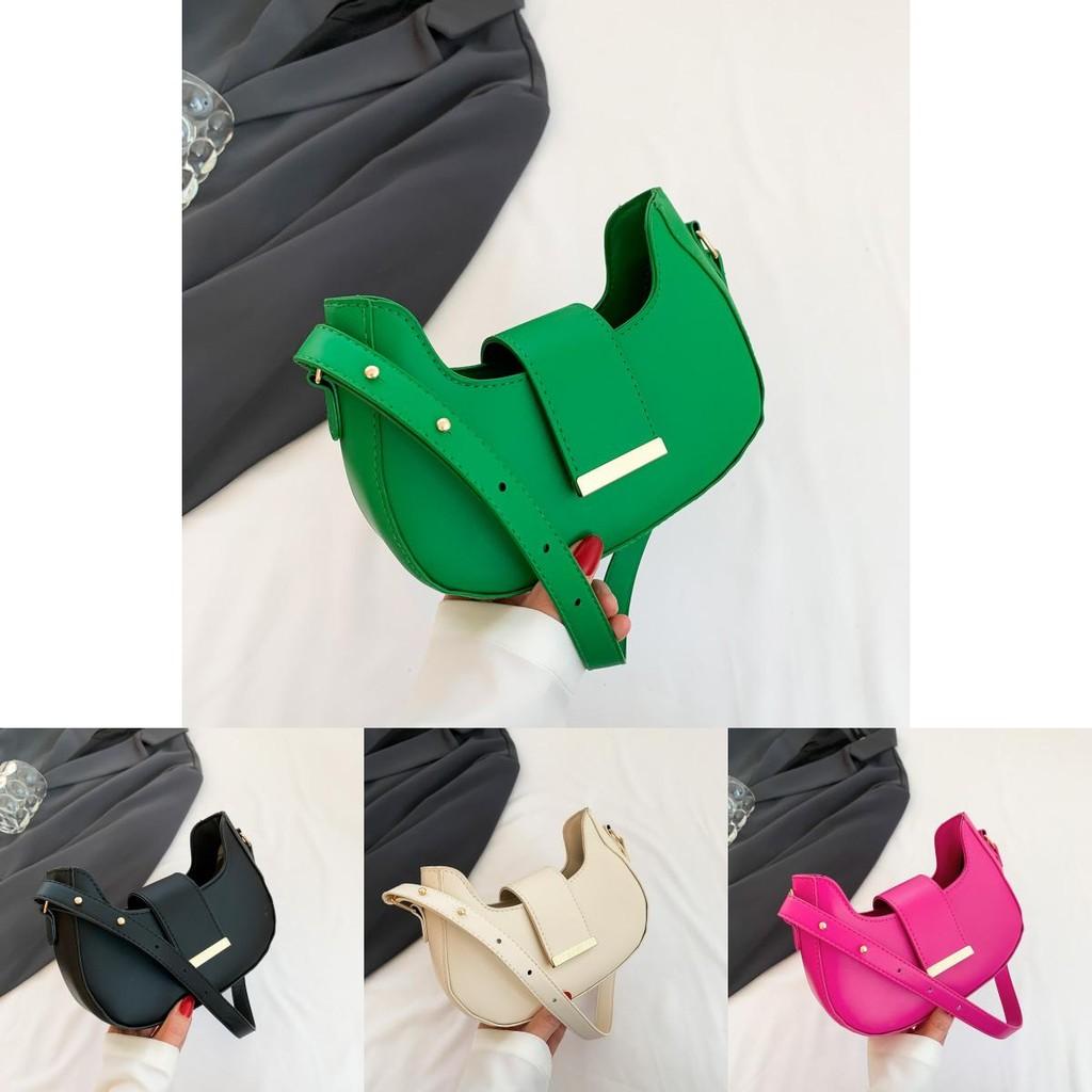 Trendy Simple Shoulder Bag For Women In Fashionable Colors Suitable For Daily Casual Outfits