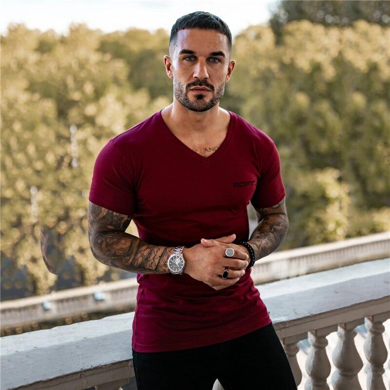 Muscleguys Summer Street Trend Men’s Fashion All-match T Shirts Comfortable Cotton V-neck Short-sleeve Bodybuilding Fitness Tops