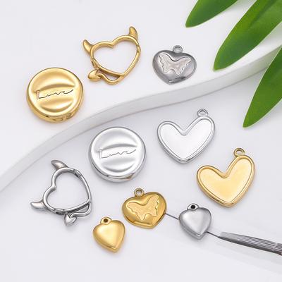 2 Stück/Los Edelstahl 304 Verschiedene Herzform Anhänger für Handgefertigte DIY Armband Halskette Schmuckherstellung Zubehör