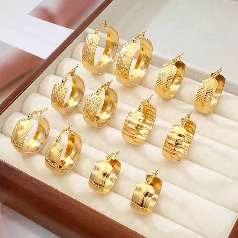 18K Gold Plated Titanium Steel Earrings for Women: High-End Luxury European & American Style Ear Cuffs