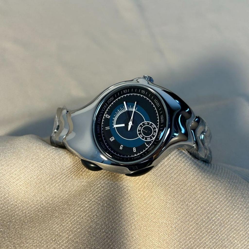 Business Fashion Twisted Case Quartz Watch Mens Creative Alien Dial Classic Unique Style Sports Men Watch Clock Mens Wristwatch