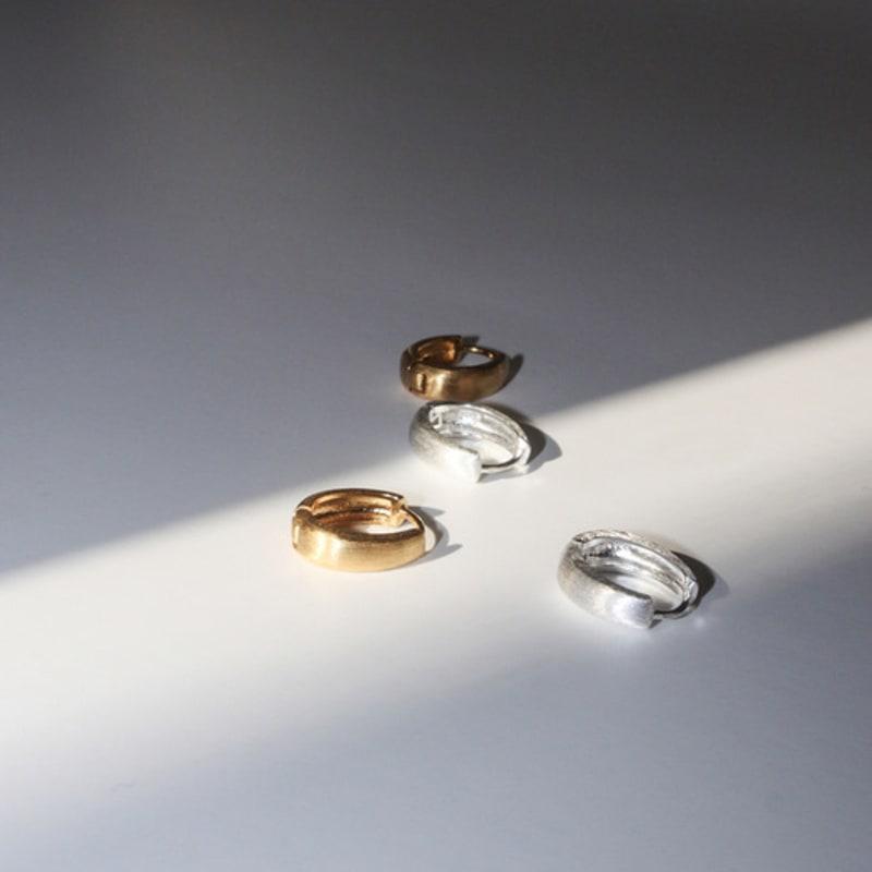 modernlike 14k gold-filled silver matte oval one-touch hoop earrings