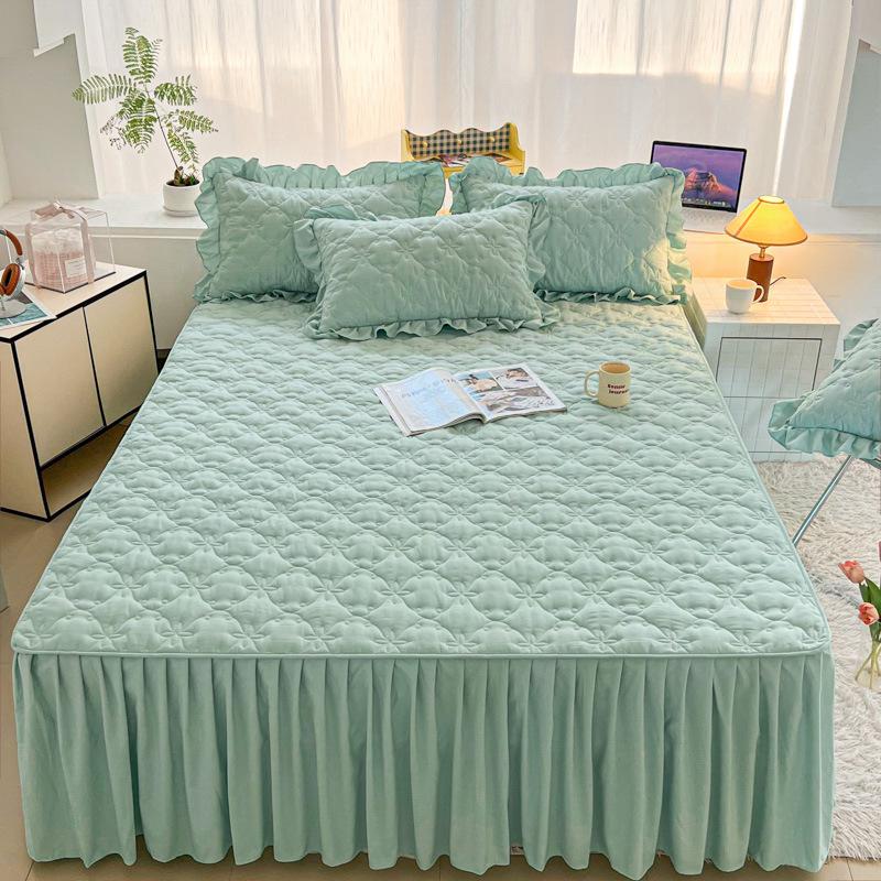 Set Grembiule da Letto Trapuntato Monocolore: Protezione per Materasso e Federe Antiscivolo e Antipolvere
