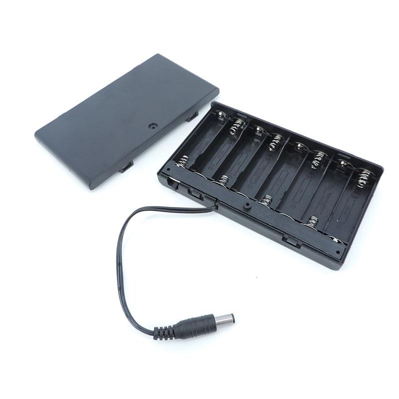 Uchwyt na baterie 12 V 8 AA Pudełko do przechowywania Obudowa z wtyczką DC Plastikowy przełącznik zasilania 1,5 V Włącznik/wyłącznik baterii z zatyczką Przewód 8 baterii 1,5 V AA