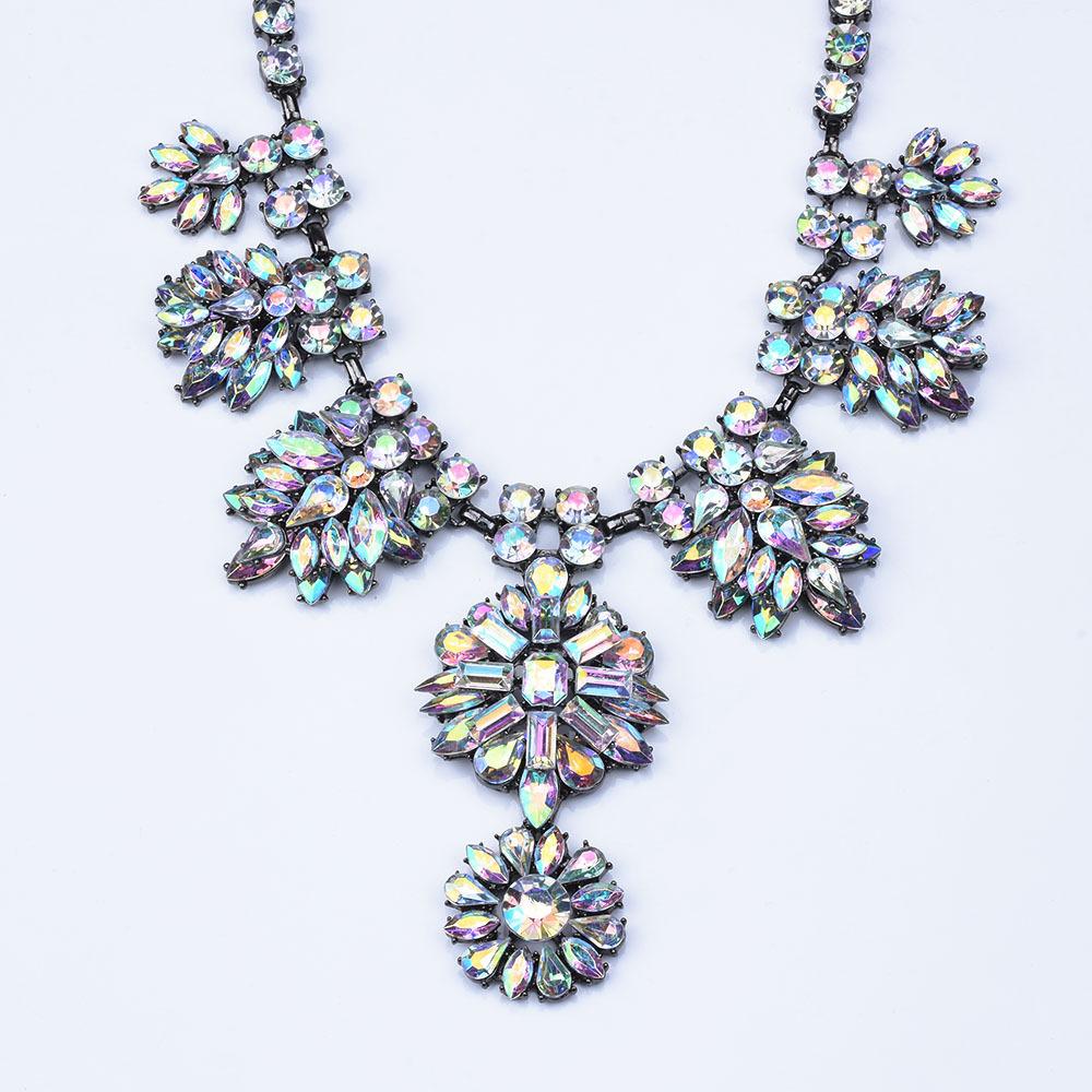 Fashion Exaggerated Necklace, High-End Luxury Alloy Full Diamond Accessories, Personalized Retro Items