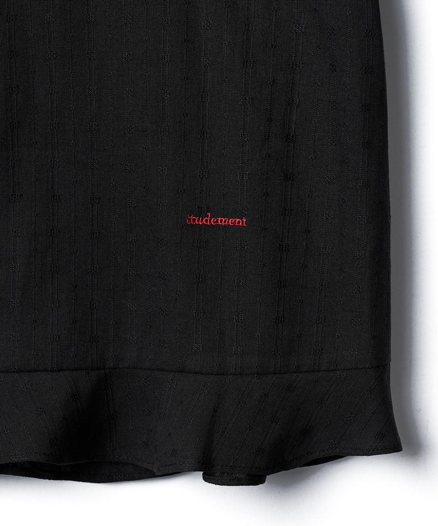 Tudument Short-Sleeve Blouse With Ruffled Collar_Black