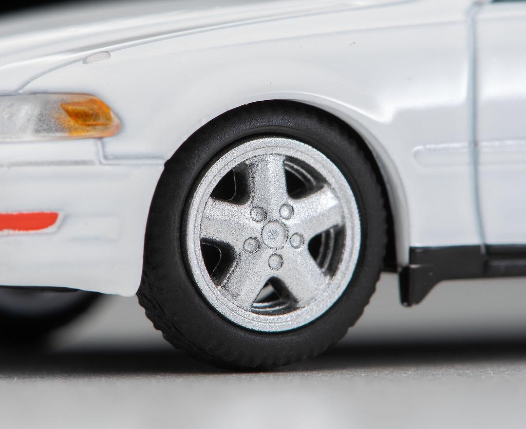 Tomica Limited Vintage Neo 164 LV-N299a Toyota Mark II 2.5 Tourer V Alb 98 An Produs Finit