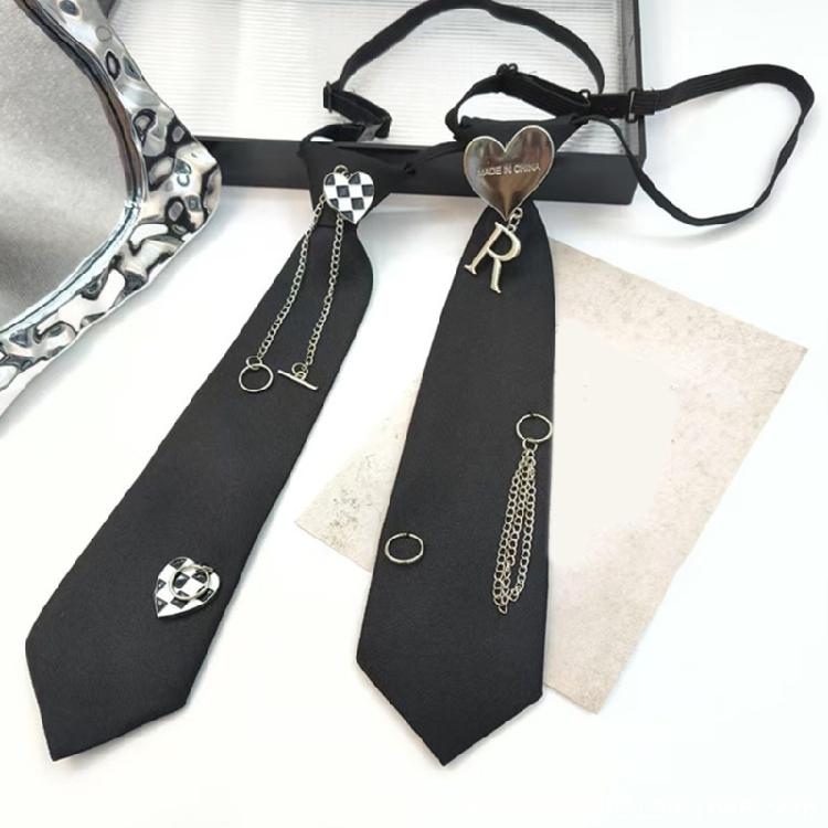 Student Pre Tied Neck Ties Preepy Look Heart Pin Metal Chain Dark Tie Cravat Vintage Neck Wear Accessories