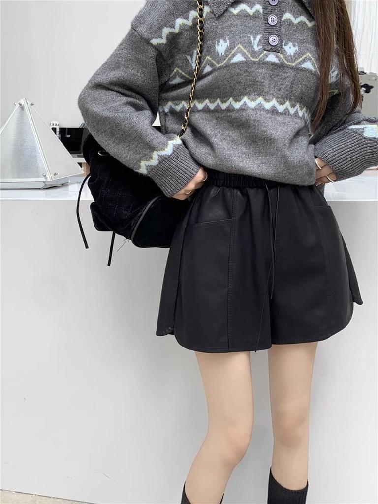 Brown Women's High-Waisted Leather Shorts - Autumn/Winter 2024 Retro Slimming Versatile Casual Fit