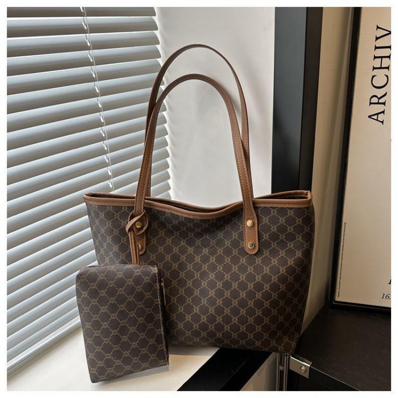 Summer 2024 Women's Large Capacity Versatile Tote - Western Style Shoulder Bag