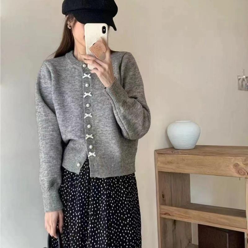 Spring and Autumn Butterfly Knot Cardigan Sweater Women Elegant Pearl Button Korean Style Sweet Jackets Light Yellow Knitted Coats Round Neck Shirts