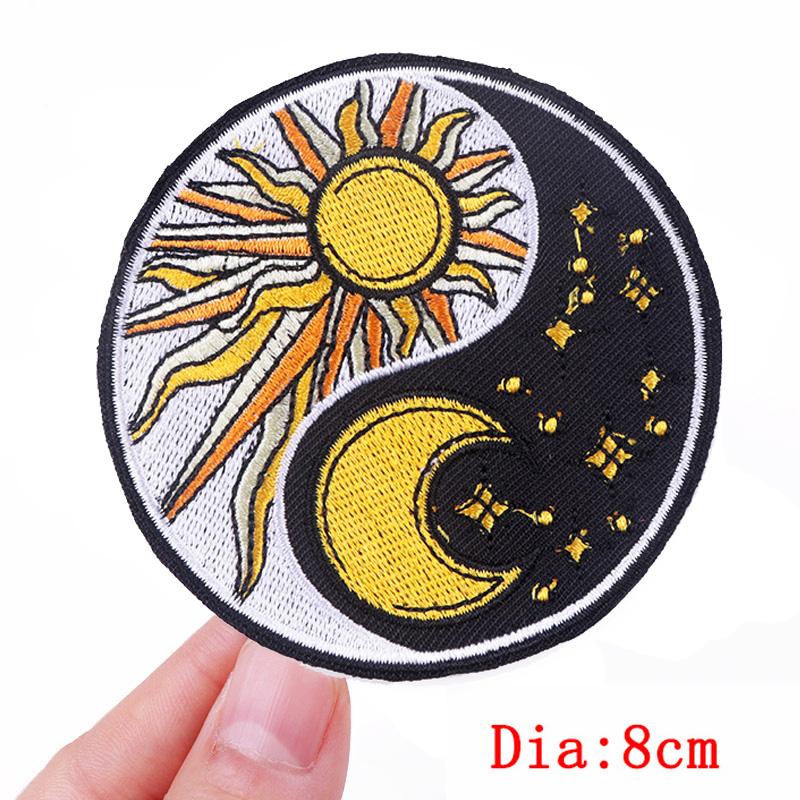 Sun Moon Patch Fox Whale Embroidery Patch Iron On Patches For Clothing Diy Cartoon /Wave Patches For Clothes Jacket Sew Stickers