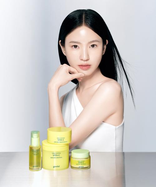 Goodal Green Tangerine Vita C Dark Spot Care Pad Alpha 70 Sheets [Gift] Green Tangerine Pad Sachet 2ea