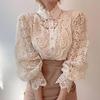 Camicette da donna in pizzo con maniche a petalo Camicetta da donna con bottoni chic Scava fuori la camicia bianca patchwork di pizzo floreale Top abbigliamento femminile