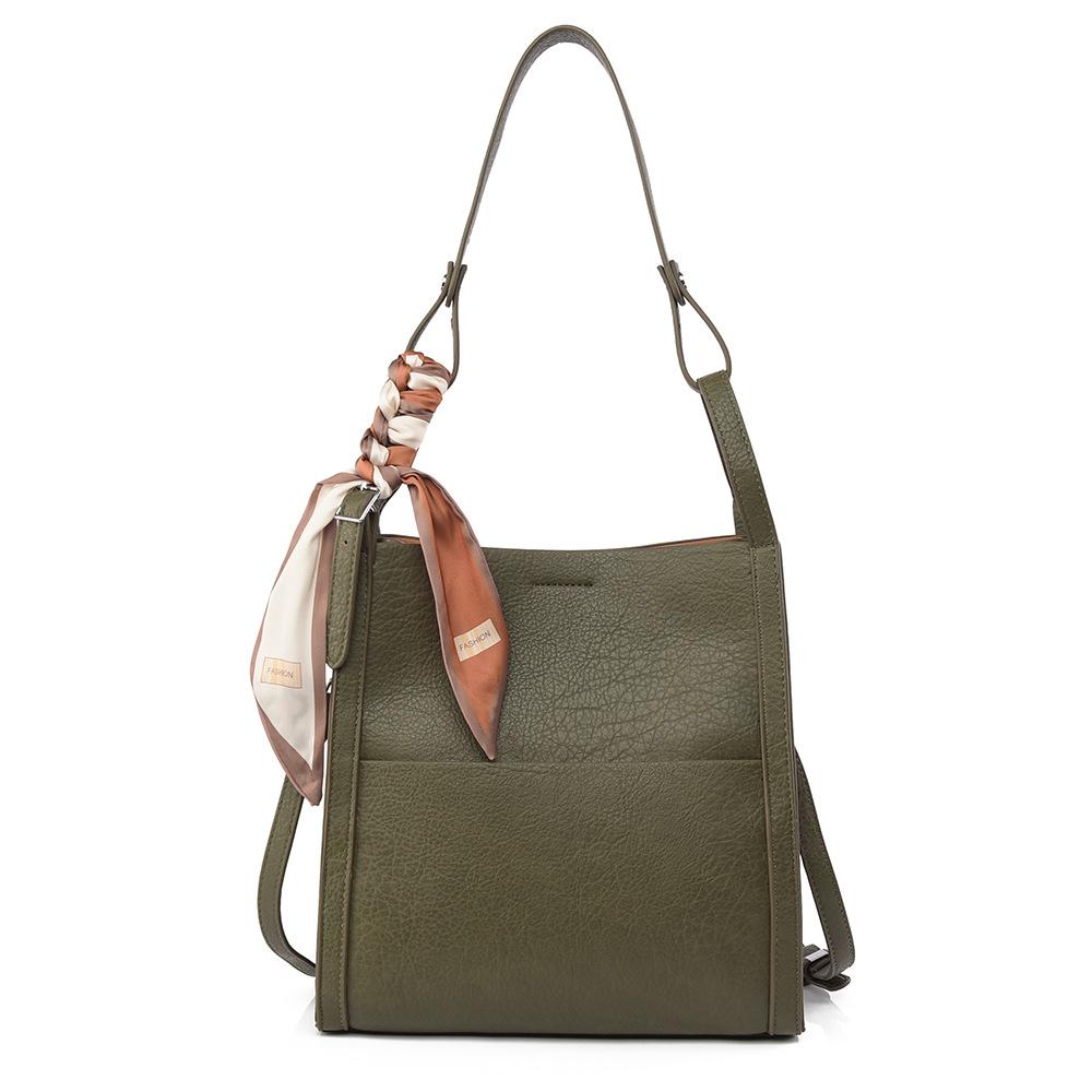 

Women s shoulder bag 2025 new fashion women s bag simple large capacity tote bag versatile daily commuter messenger bag