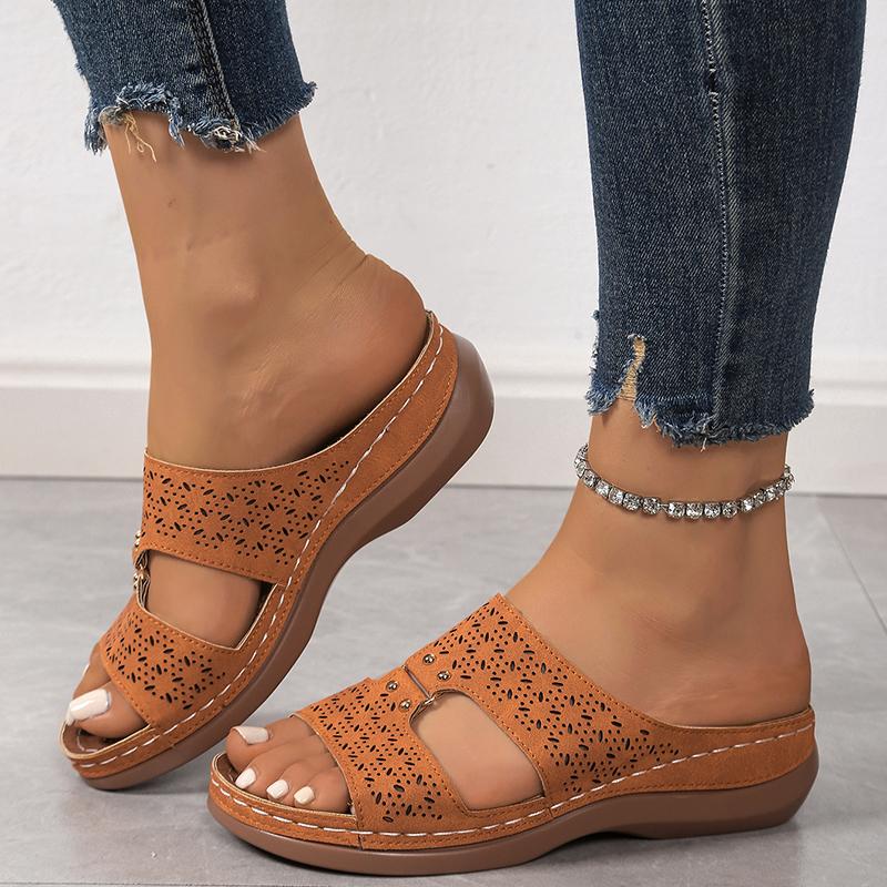 Fashion 2025  Women's Roman Style Platform Sandals New Casual Large Size Slip-On Hollow Out Casual Flats Leather Comfortable Wedge Shoes