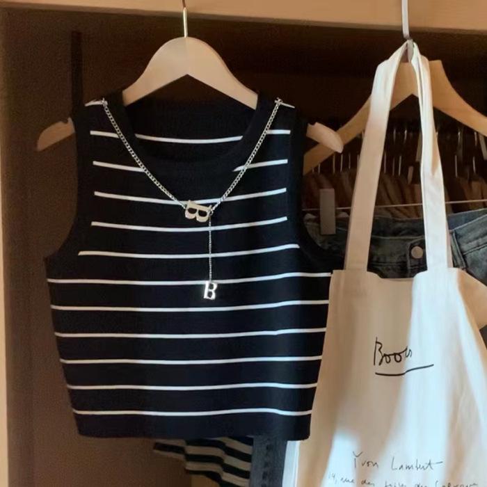 

Women s Summer 2023 French Knit Sleeveless Slimming Top with High Neck One Size