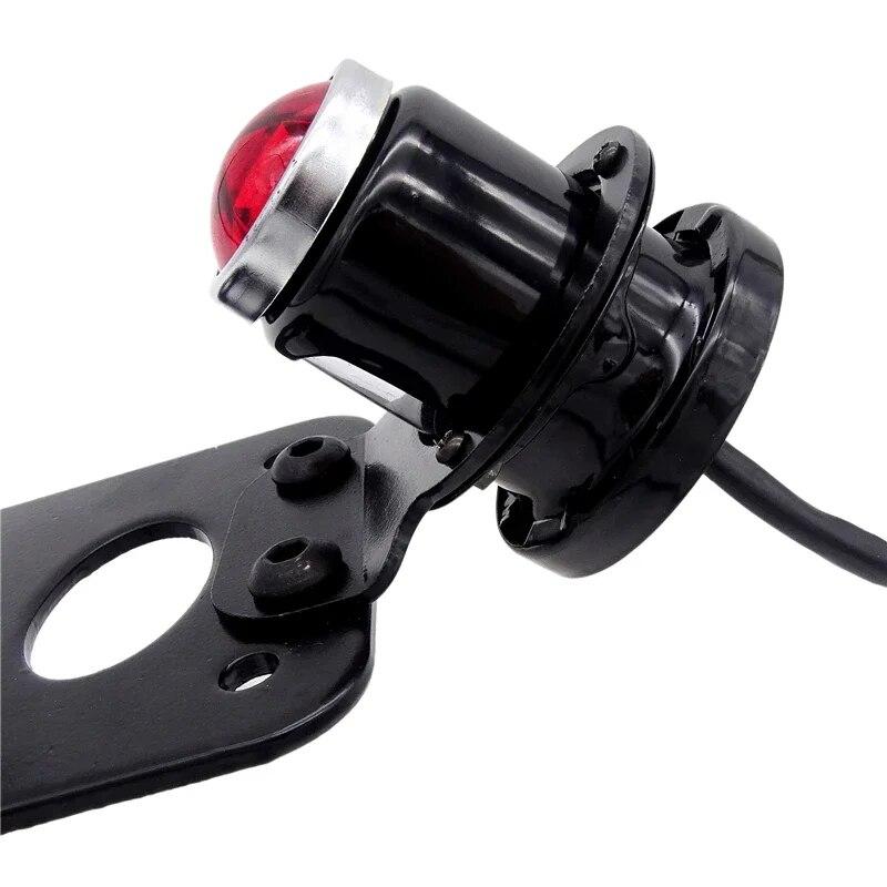 Univerzální motocykly Side Mount koncové světlo s brzdovým světlem na držák SPZ pro Harley pro Honda pro Yamaha pro Suzuki