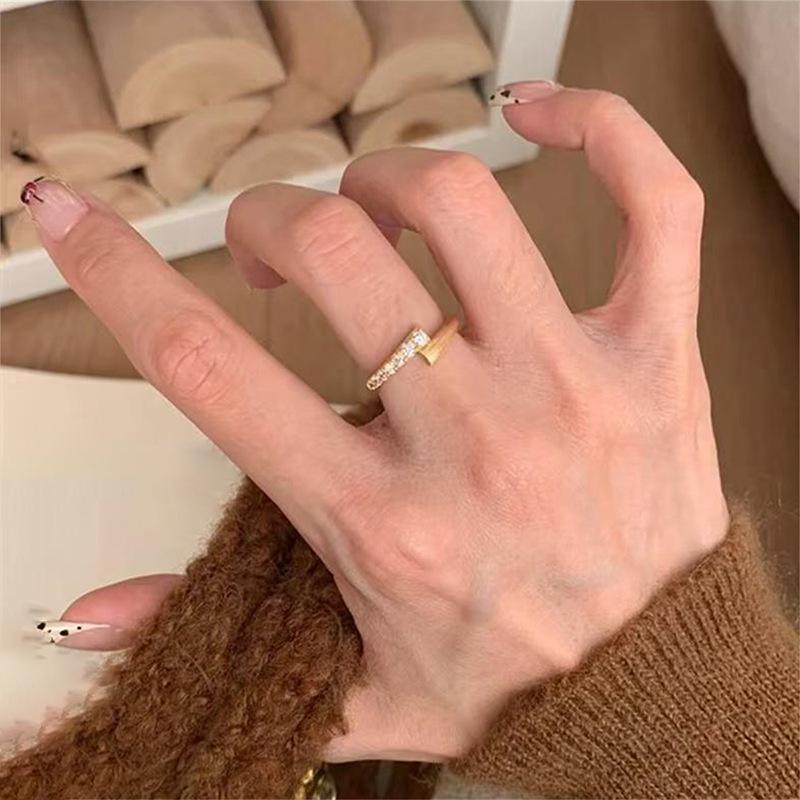 

Staggered brushed open ring, fashion style index finger ring ins niche simple jewelry