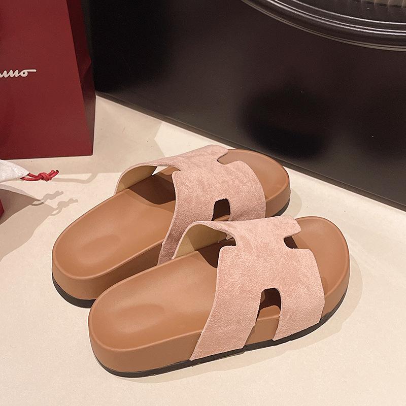 French style flat-bottomed retro casual one-word slippers for women in the summer of 2025, new models for exterior wear, fashionable beach H sandals