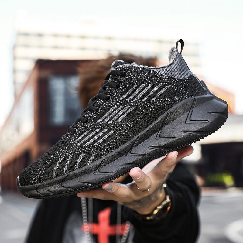 Winter Large Size Men Running Shoes Fashion Plush Warm Lined Male Sneakers Outdoor Super Light Tenis Masculino Soft Comfortable