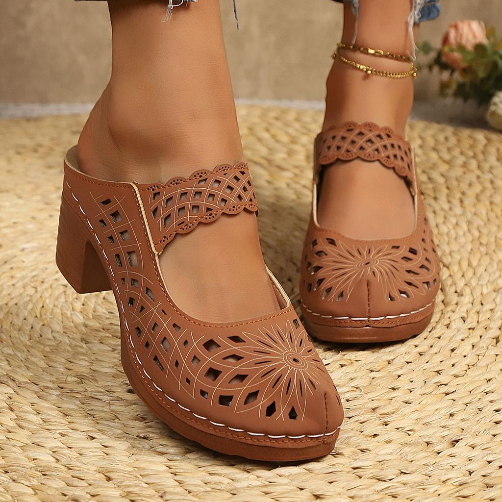 Wide Width Wedges Sandals For Women Fashionable And Versatile Women'S Slippers Thick Mid Heel Soft Sole Hollow Shoes For Woman