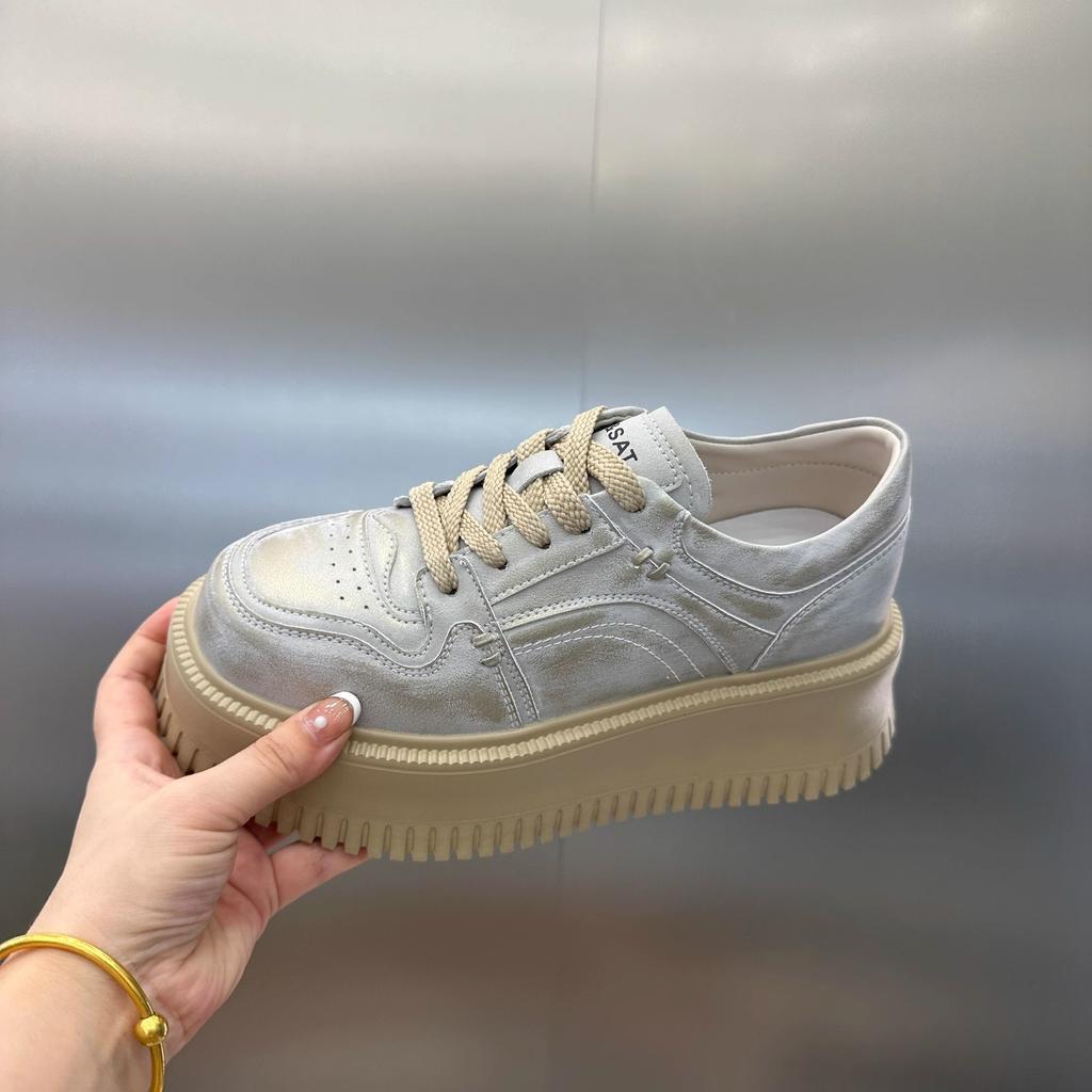 European Station Muffin Sole Little White Shoes Women's Autumn 2024 New Breathable Fashion Versatile Small Height-increasing Board Shoes